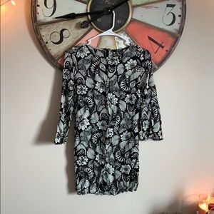 Black and white dress, forever 21, lightly worn